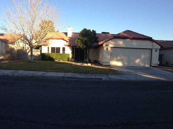 2nd image of 2808 Drury St