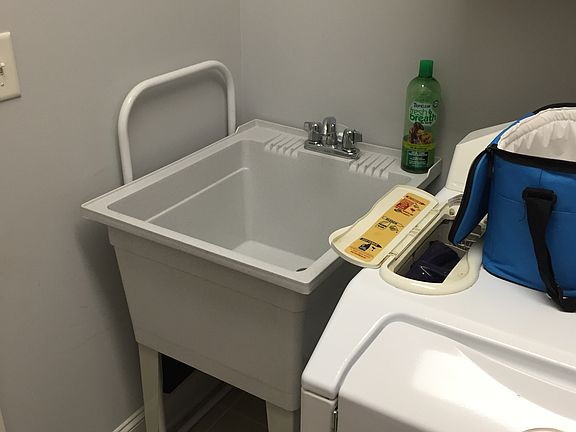 laundry sink