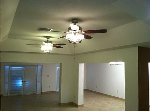 Home For Sale In Greenhouse