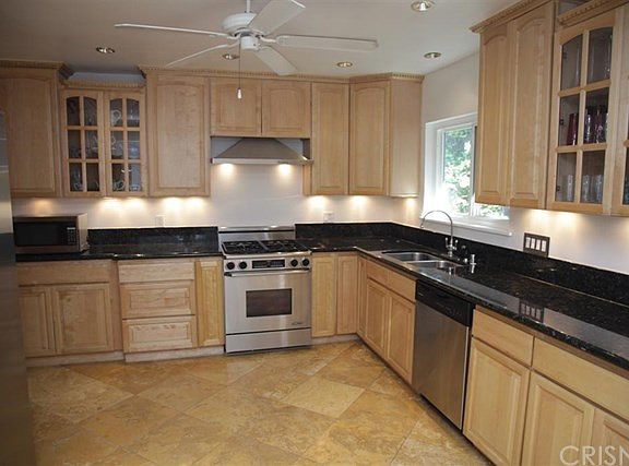 4th image of 3904 Blue Canyon Dr