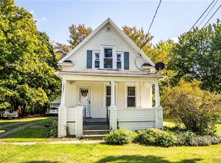 7281 Derby Rd, Derby, NY 14047