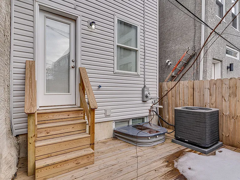 1436 N Corlies St — Photo 32