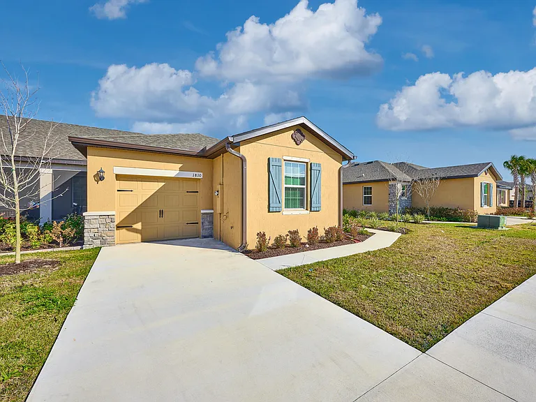 1810 Celebration Dr — Photo 3