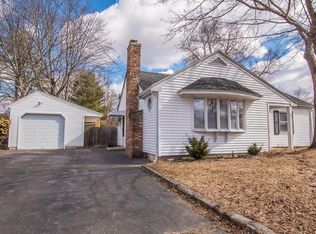 26 Rayburn Rd, Stoughton, MA 02072