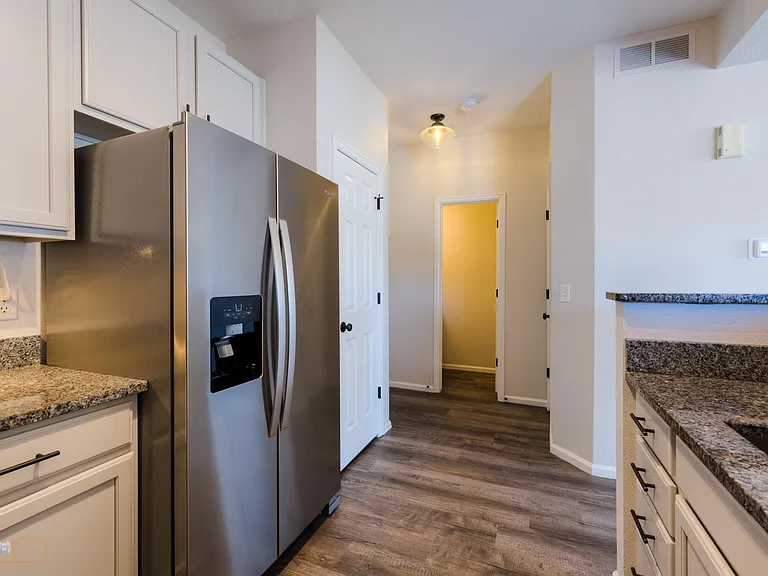 2855 Rock Creek Cir #277 — Photo 6