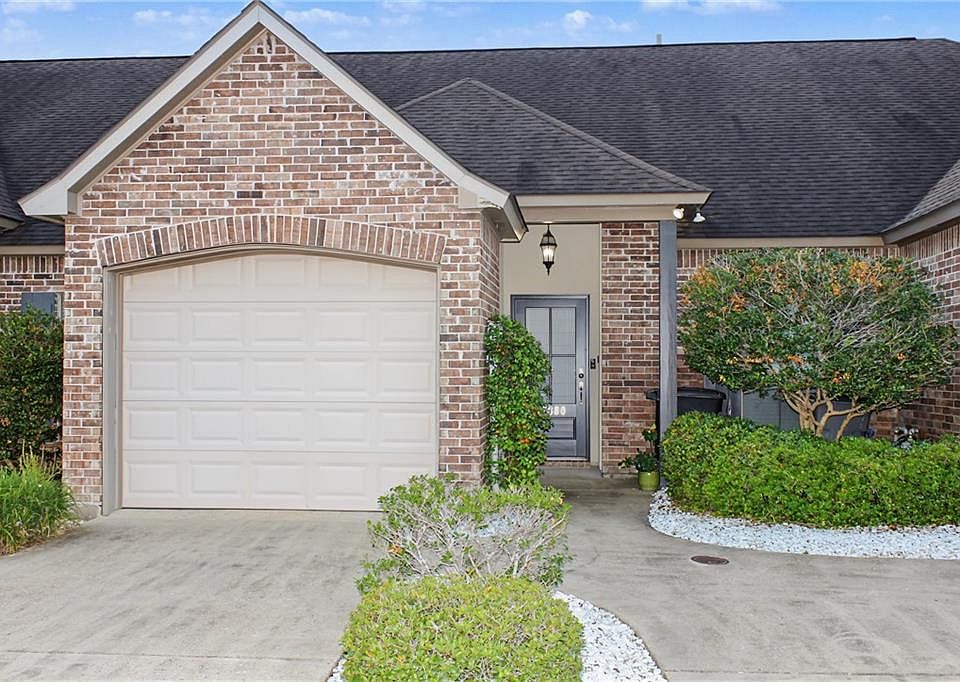 1st image of 17880 Spring Creek Dr