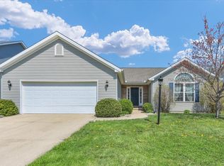 304 Dropseed Dr, Savoy, IL 61874