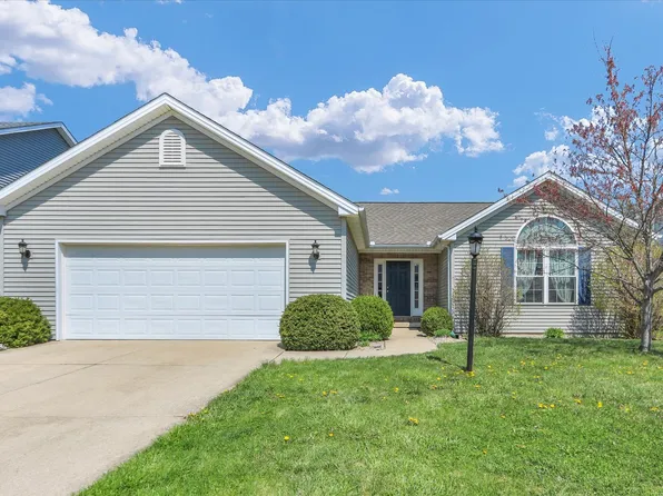 304 Dropseed Dr, Savoy, IL 61874