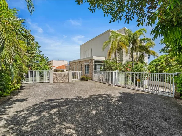 11 Ridge Top Dr, Humacao, PR 00791