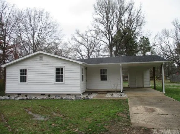 807 E Smith St, Gurdon, AR 71743