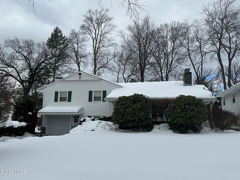 2nd image of 1535 Myron Street