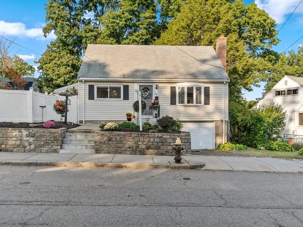 28 Gould St, West Roxbury, MA 02132