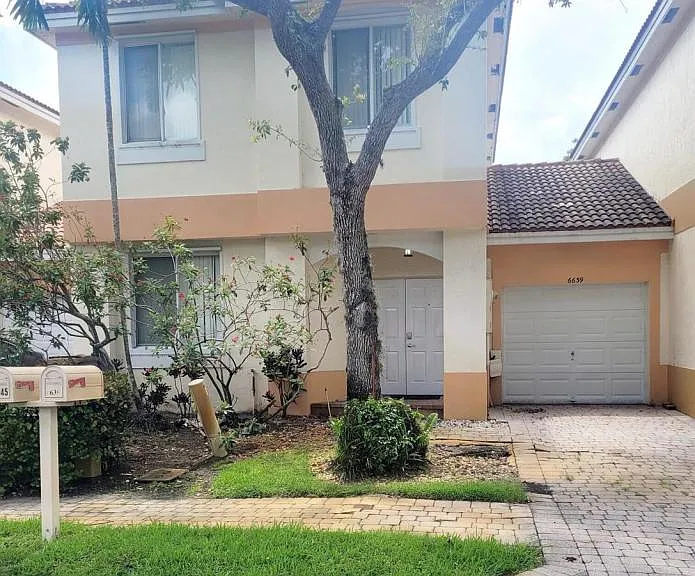 6639 Hidden Cove Dr — Photo 9