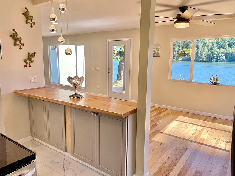 1304 Madrona Beach Rd NW — Photo 16