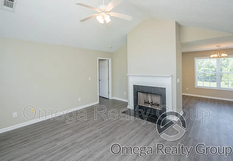 2815 Dotti Dr — Photo 10