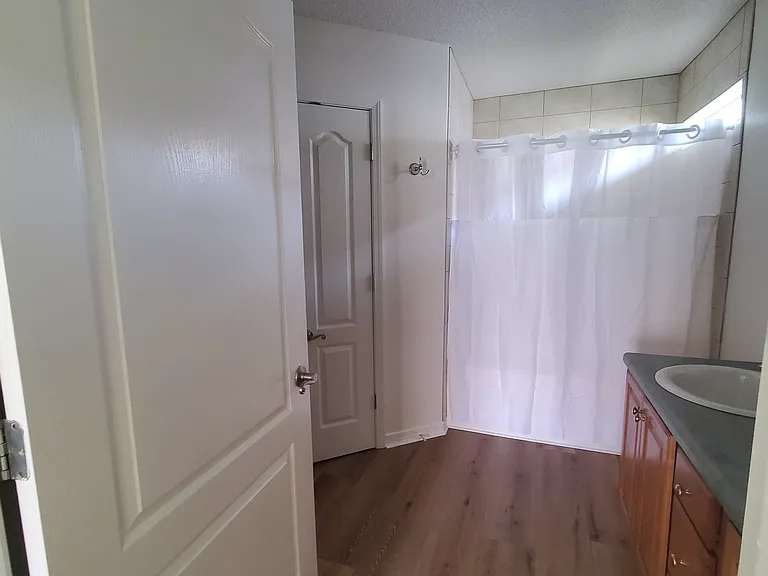 9833 Crestmont Cir — Photo 20