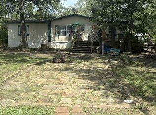 320 Oak Tree Dr, Pointblank, TX 77364