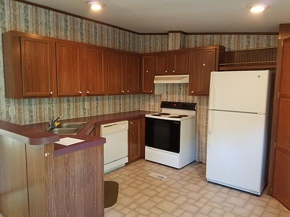 4th image of 3854 Caribou Dr