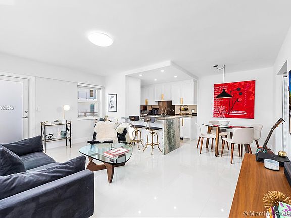 5th image of 1545 Euclid Ave APT 4F