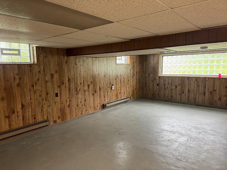 2136 Middletown Eaton Rd — Photo 8