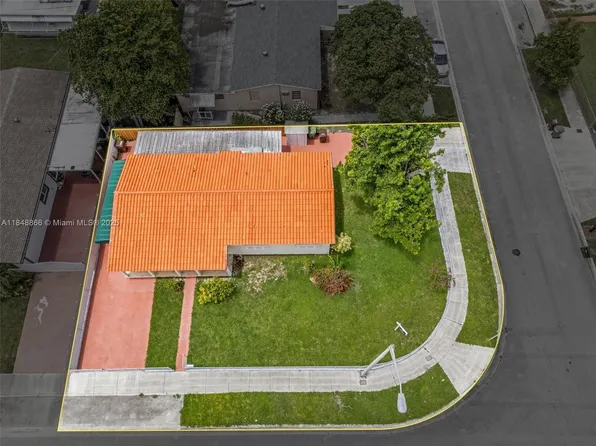 3400 W 13th Ave, Hialeah, FL 33012