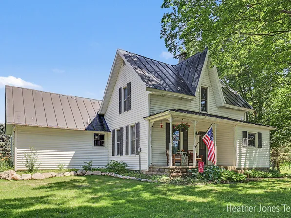 8960 Myers Lake Ave NE, Rockford, MI 49341
