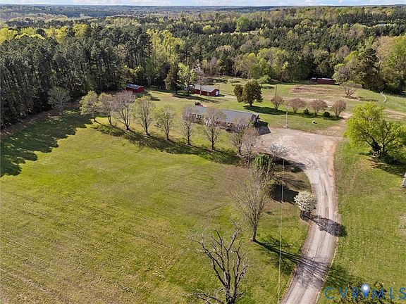 2nd image of 218 Deer Run Rd