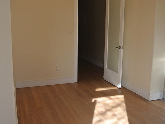 3rd image of 142 Wilson Ave #1H