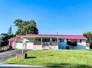 983 Two Ridge Rd, Wintersville, OH 43953