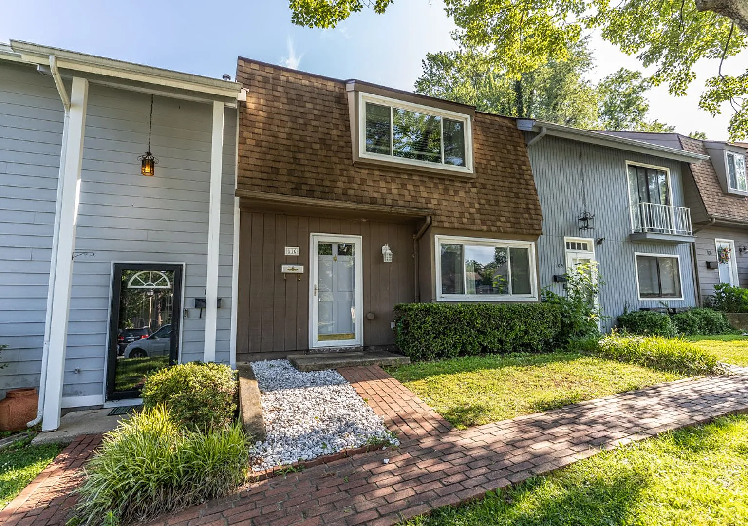 110 Woodlake Drive - Four Seasons Townhome! — Photo 3