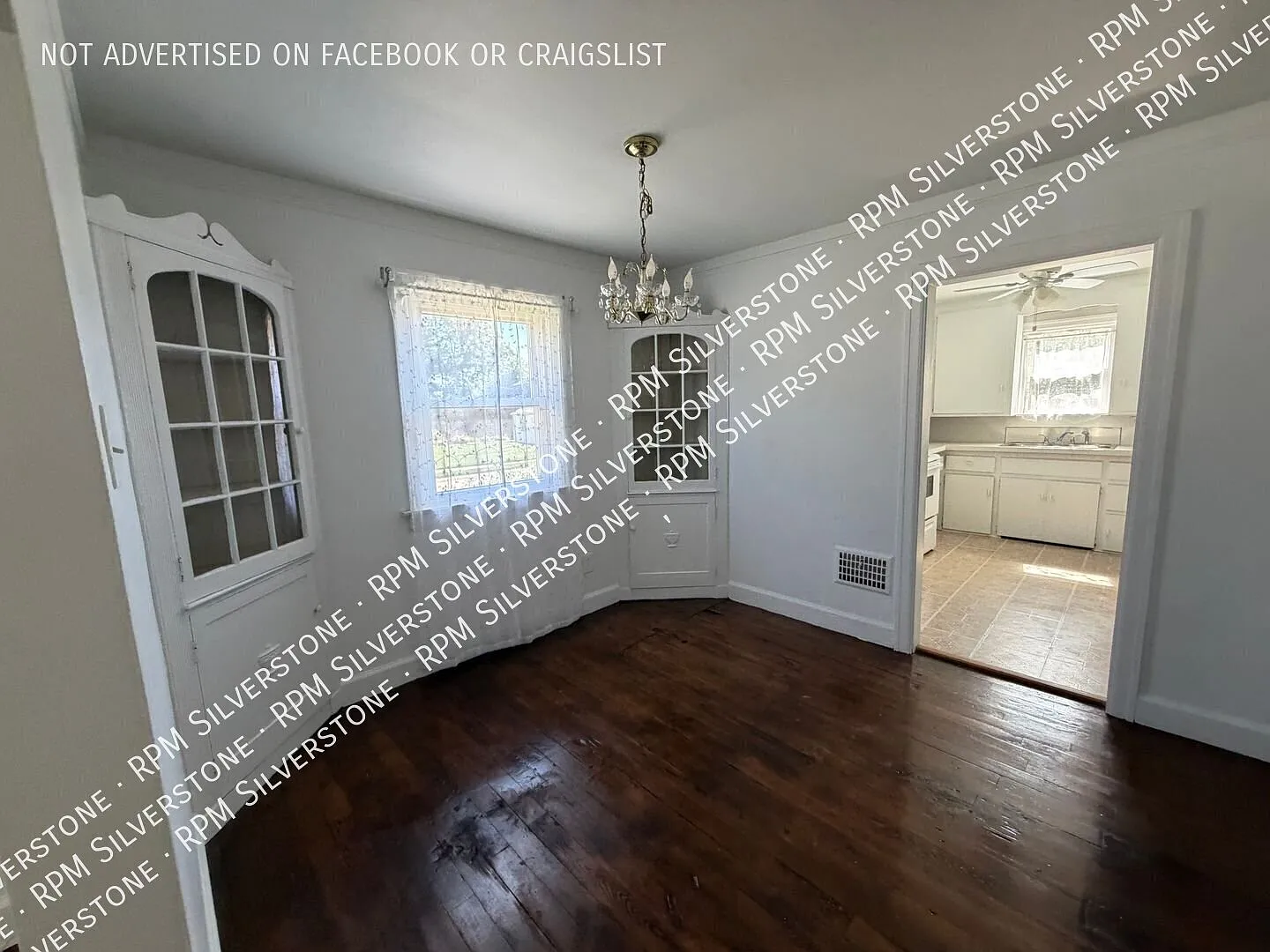 Spacious 2-bedroom — Photo 4