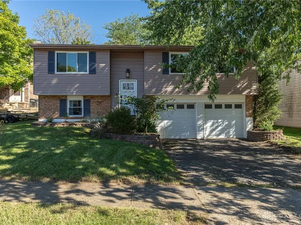 3056 Dorf Dr, Dayton, OH 45439