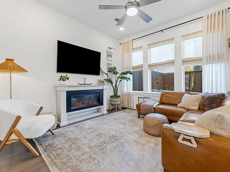 10930 Brambling Wood Dr — Photo 4