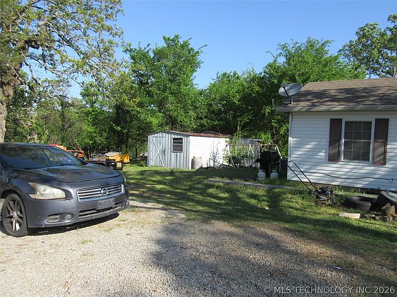 2nd image of 370 Redbird Dr