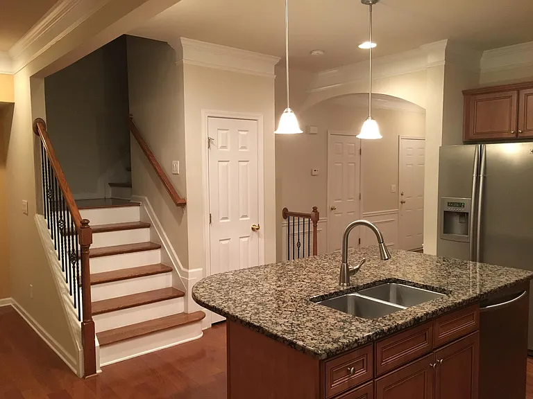 11090 Brunson Dr — Photo 15