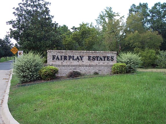 5th image of 210 Fairplay Dr