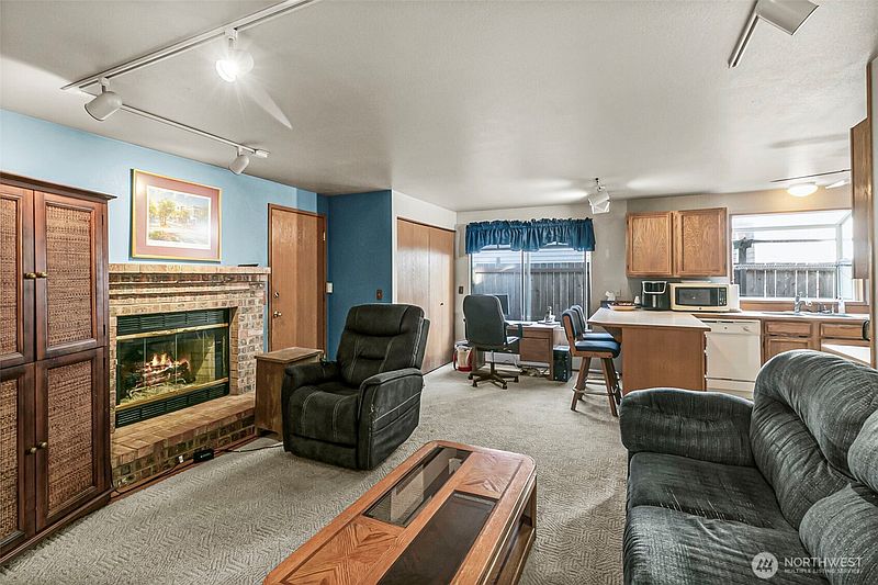5th image of 1031 SW 350th Place