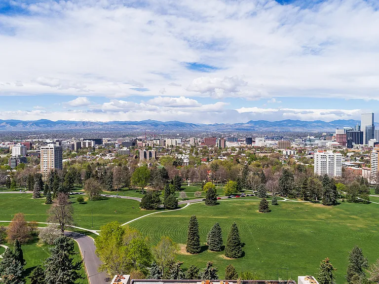 Walk just a few blocks to neighboring Cheesman Park, which features expansive lawns, shady jogging trails, a dramatic neoclassical pavilion and regular events, often LGBT-oriented!