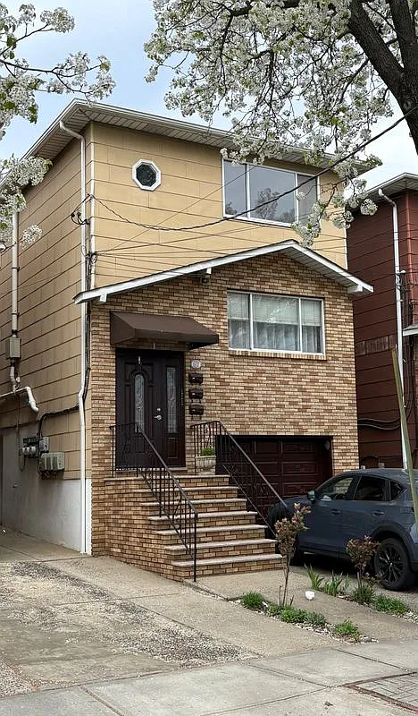 Building Photo - 608 Bergen St #3