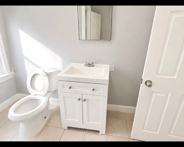 117 4th Ave #L3 — Photo 5