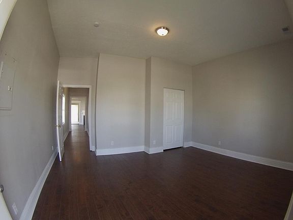 Front Bedroom / Could also be used as a Living Room