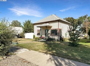 2720 3rd St, Baker City, OR