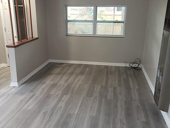 5th image of 1012 Kearny Dr
