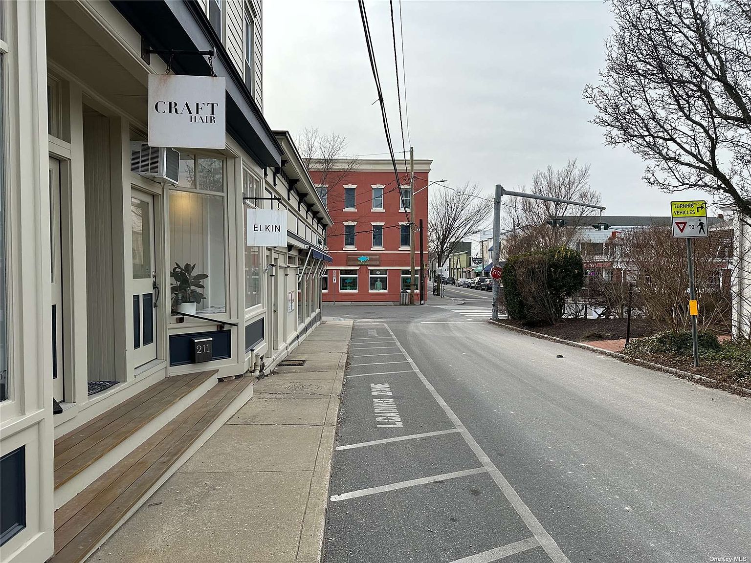 213 E Front St A, Greenport, NY 11944 Zillow