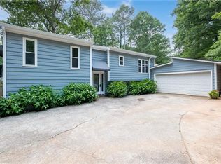 1724 Fox Holw SW, Lilburn, GA 30047