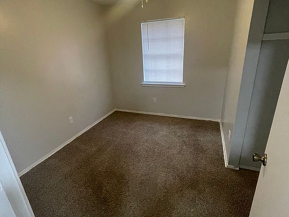 5th image of 501 Tammy Lynn Dr APT 4