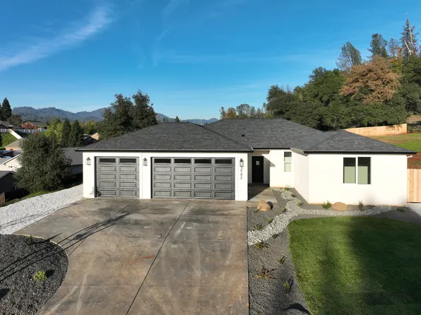 3742 Craftsman Ave, Shasta Lake, CA 96019