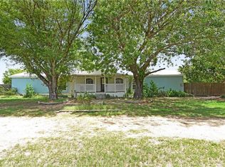 1123 Barron Ln, Axtell, TX 76624