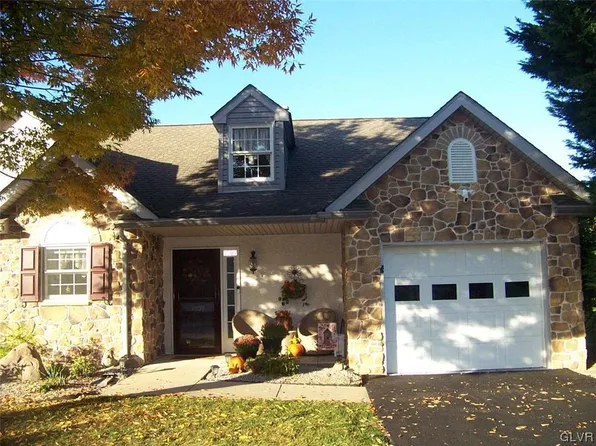 1509 Harvest Dr W, Forks Twp, PA 18040