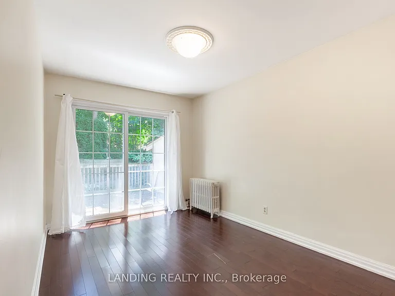 53 Elvina Gdns — Photo 9